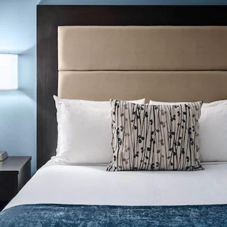 Ottawa Embassy Hotel & Suites Luaran gambar